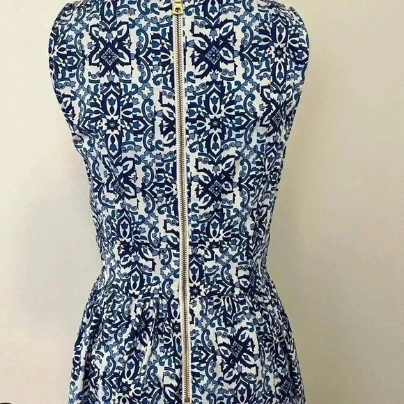 MILLY blue and white fit and flare dress with pockets - Picture 8 of 11